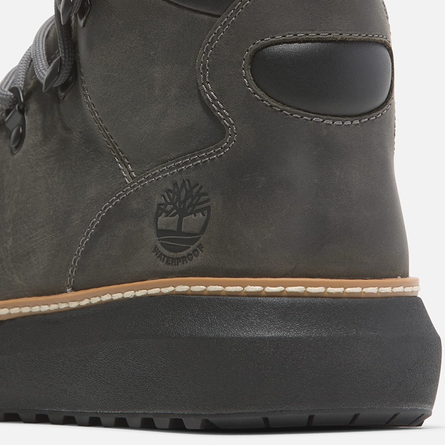 Timberland street chukka on sale