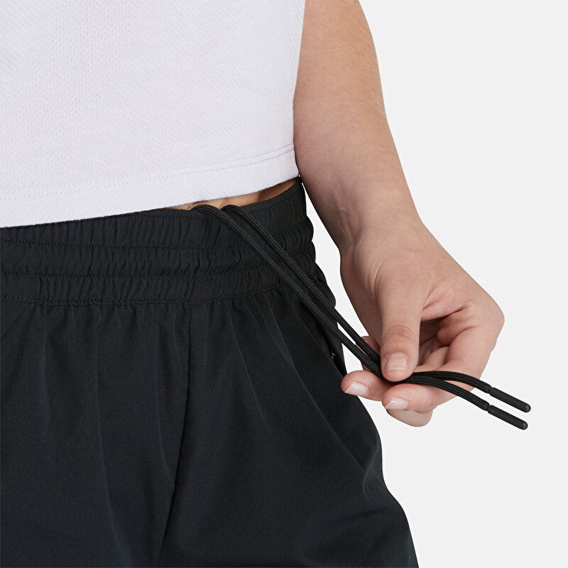 Kadın Hızlı Kuruyan Siyah Şort