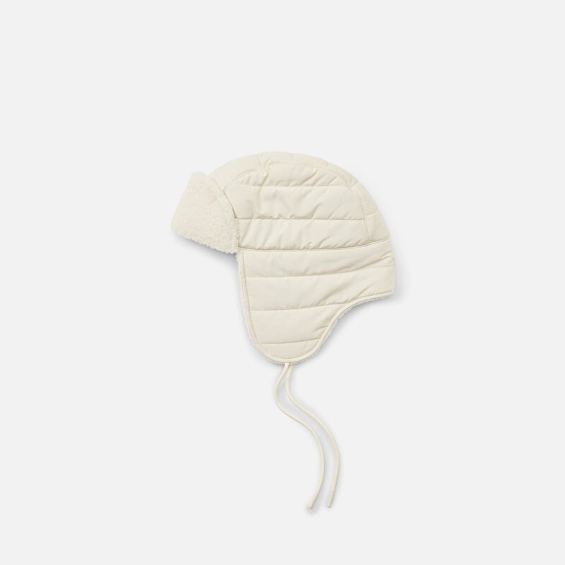 Bej Kulaklıklı Şapka