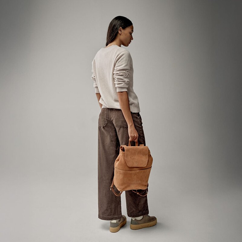 Kadın Yumaşak Deri Kahverengi Sırt Çantası